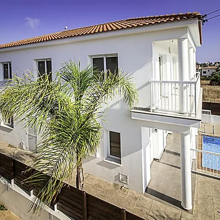 Villa Nissi Christa *